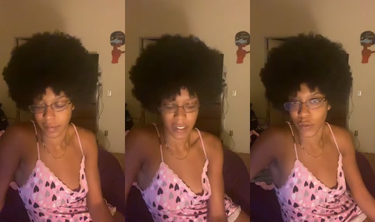 toriolaaa TikTok Live — Oct 9, 2026, 5:39 AM