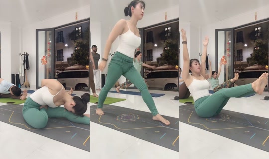 tuyettina_1999 TikTok Live — Sep 28, 2026, 11:11 AM