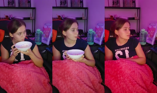ughitshalo TikTok Live — Oct 8, 2026, 1:42 AM