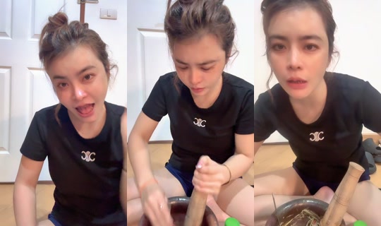user242921286 TikTok Live — Oct 2, 2026, 11:54 AM