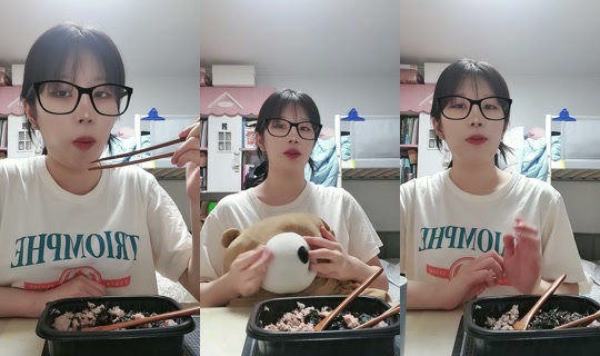 user6611632439500 TikTok Live — Oct 6, 2026, 4:06 PM