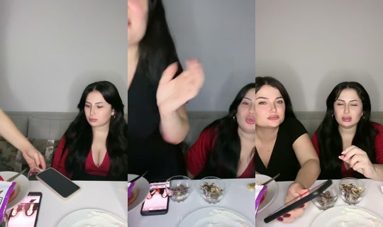 user947812900 TikTok Live — Aug 27, 2026, 5:01 PM
