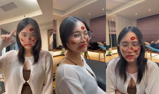 uyentama TikTok Live — Sep 26, 2026, 11:22 AM