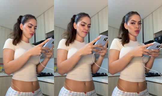 val203030 TikTok Live — Sep 19, 2026, 1:44 AM