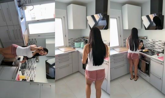 vanefit_ TikTok Live — Oct 3, 2026, 9:51 AM