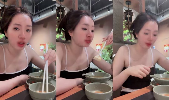 vanessaanh TikTok Live — Oct 5, 2026, 12:03 PM