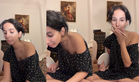 vayla_noir TikTok Live — Aug 26, 2026, 10:54 AM