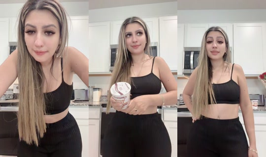 viancavalenciaa TikTok Live — Sep 27, 2026, 8:25 PM