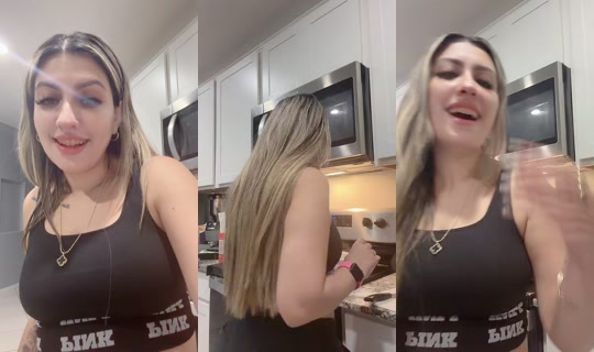 viancavalenciaa TikTok Live — Oct 7, 2026, 2:22 AM