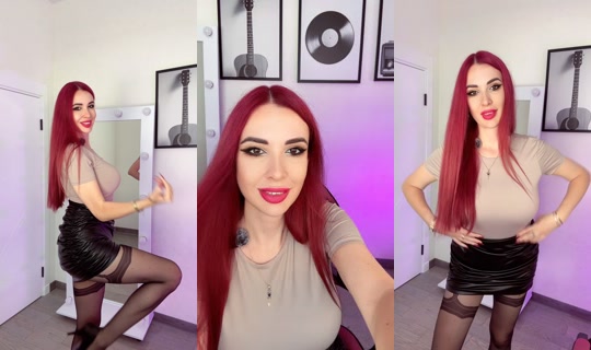 vickyfoxi TikTok Live — Aug 24, 2026, 10:41 AM