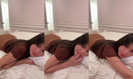 vietkitty26 TikTok Live — Oct 8, 2026, 5:55 AM
