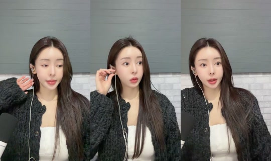 violet_000 TikTok Live — Oct 2, 2026, 9:39 AM
