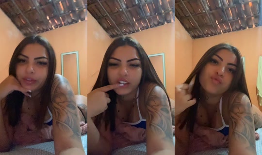 vivianexr_ TikTok Live — Oct 9, 2026, 10:45 AM