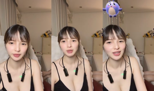vivid122 TikTok Live — Aug 24, 2026, 4:44 PM