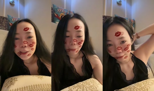 w_ziyii TikTok Live — Sep 26, 2026, 11:06 PM