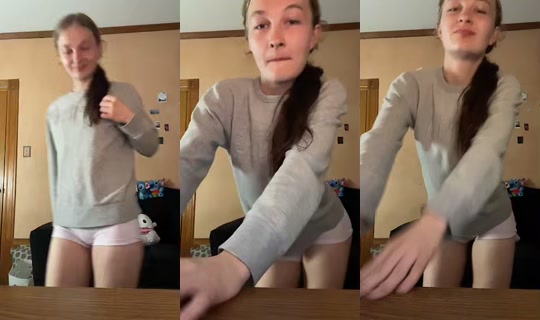 waveonnie TikTok Live — Aug 30, 2026, 12:06 AM