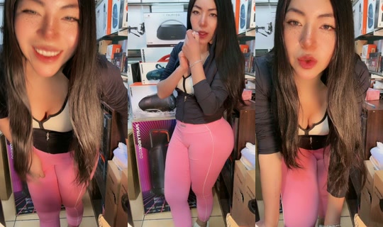 well75270 TikTok Live — Oct 1, 2026, 10:35 PM