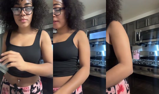 whydofoolsfallinlove__ TikTok Live — Oct 6, 2026, 6:24 PM