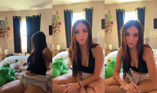 wifeyysarah TikTok Live — Oct 4, 2026, 2:57 PM