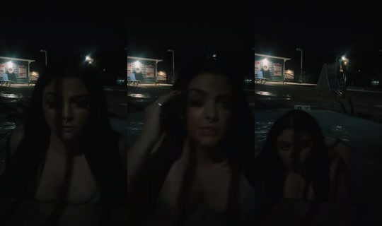 willow33350 TikTok Live — Oct 2, 2026, 2:02 AM