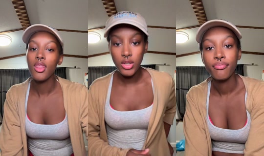 wolflelaaa TikTok Live — Aug 22, 2026, 4:12 AM