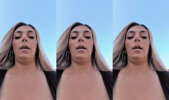 x_venuslyn TikTok Live — Oct 3, 2026, 8:24 PM