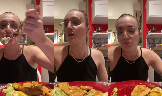 xena3883 TikTok Live — Oct 7, 2026, 6:52 PM