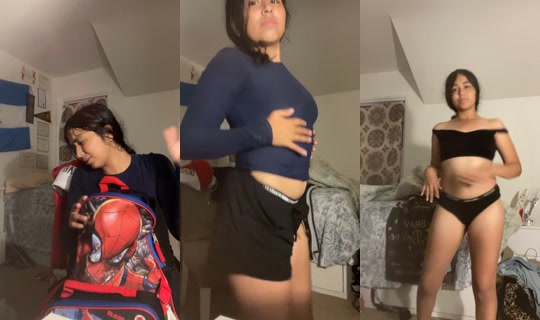 xequ02 TikTok Live — Sep 22, 2026, 11:23 PM