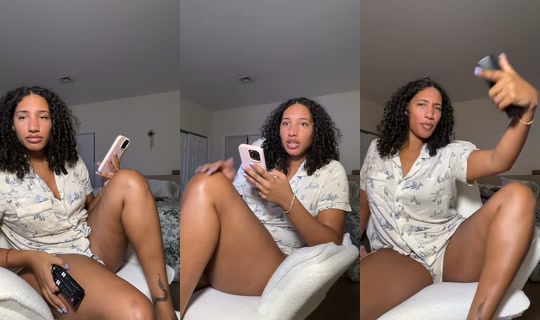 xoniasimone TikTok Live — Oct 2, 2026, 4:47 AM