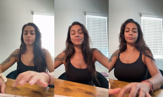 xoxozansi TikTok Live — Oct 1, 2026, 8:14 PM