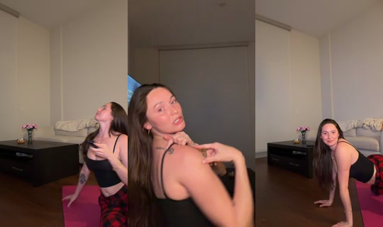 xxoitsvanessa TikTok Live — Aug 26, 2026, 6:52 AM