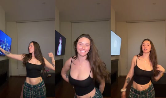 xxoitsvanessa TikTok Live — Aug 28, 2026, 8:08 AM