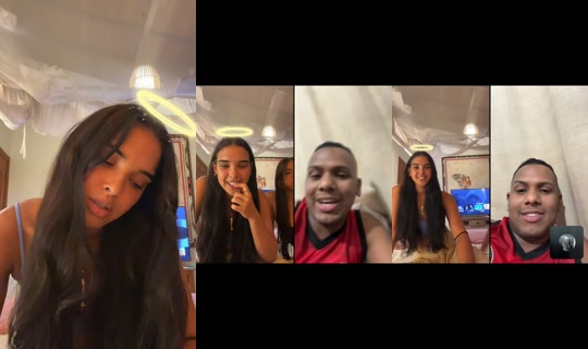y00p_y TikTok Live — Oct 3, 2026, 10:43 PM