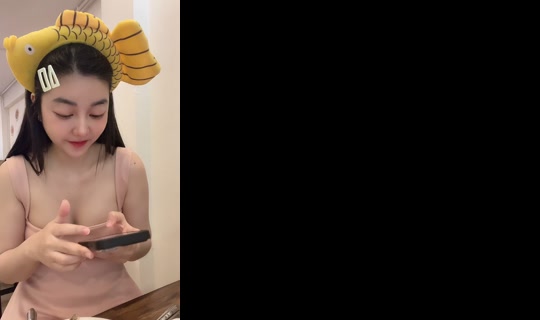 yamkhotmua TikTok Live — Oct 7, 2026, 9:43 AM
