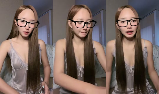 yaying_0 TikTok Live — Aug 27, 2026, 10:53 PM