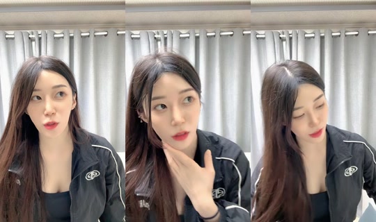 yeoni__1224 TikTok Live — Oct 2, 2026, 12:09 PM