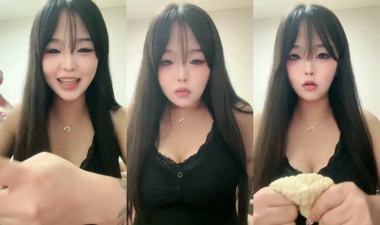yeye74196 TikTok Live — Sep 30, 2026, 11:54 AM