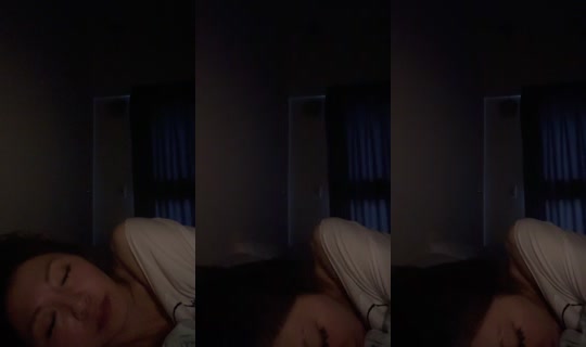 yi1899 TikTok Live — Aug 30, 2026, 10:18 PM
