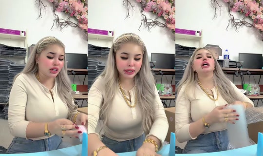 yienncantik4 TikTok Live — Oct 6, 2026, 7:26 PM