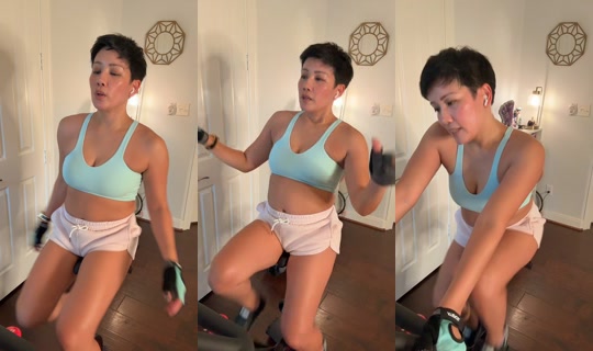 yogacoachsarah TikTok Live — Oct 2, 2026, 7:34 PM