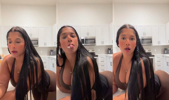 ytus___ TikTok Live — Oct 5, 2026, 4:04 PM