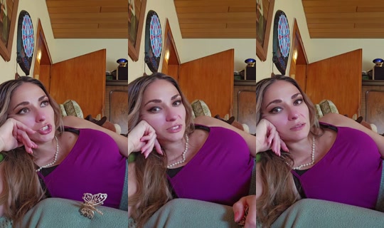 yuecel.elisabeth TikTok Live — Oct 7, 2026, 1:30 PM