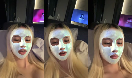 zicolorrr TikTok Live — Oct 2, 2026, 2:24 PM