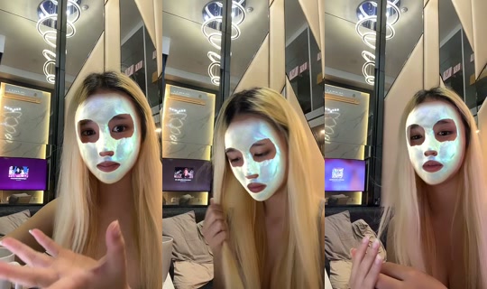 zicolorrr TikTok Live — Oct 2, 2026, 4:05 PM