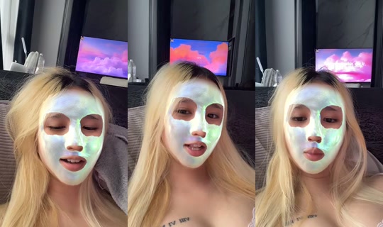 zicolorrr TikTok Live — Oct 3, 2026, 6:45 AM