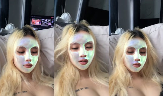 zicolorrr TikTok Live — Oct 4, 2026, 2:11 AM