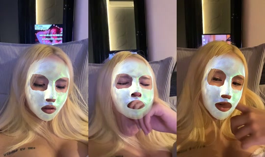 zicolorrr TikTok Live — Oct 8, 2026, 1:18 PM