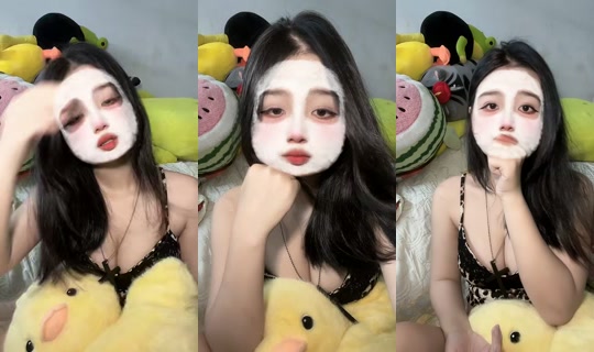 ziez03 TikTok Live — Oct 7, 2026, 3:27 PM
