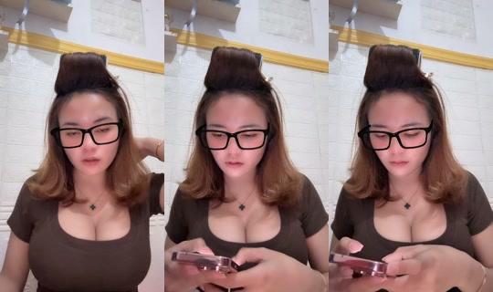 zkjshgl TikTok Live — Sep 25, 2026, 11:45 AM