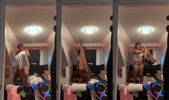zoe19am TikTok Live — Aug 25, 2026, 10:50 PM